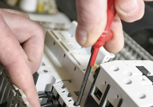 Manuais de Operação para Atendimento - (NR-12) Manuais de Operação para Atendimento - (NR-12)